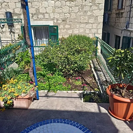 Apartment Belvedere *